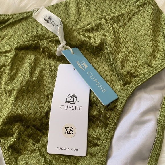 Cupshe XS High Waist Bikini Bottoms Green Chevron - Picture 2 of 3